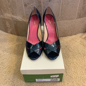 Kate Spade size 8 Gwennie navy metallic pumps